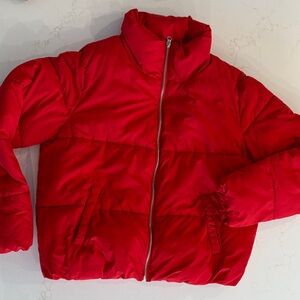 Jacqueline de Yong - Red Puffer Jacket
Size Women’s XL